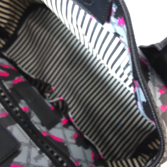 LAMB Gwen Stefani Graffiti Leopard - Picture 5 of 8